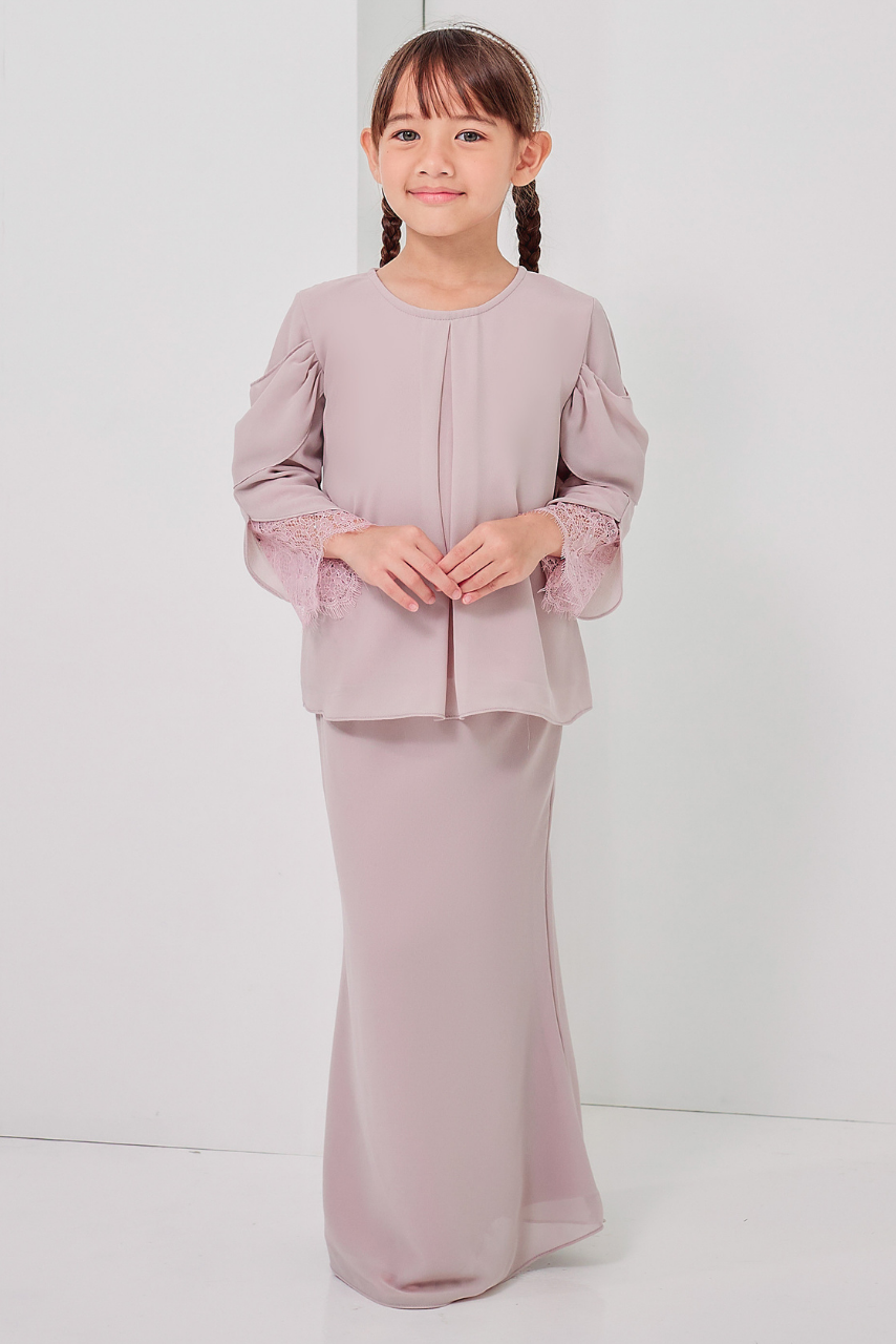 CHEMPAKA KIDS IN SAGU