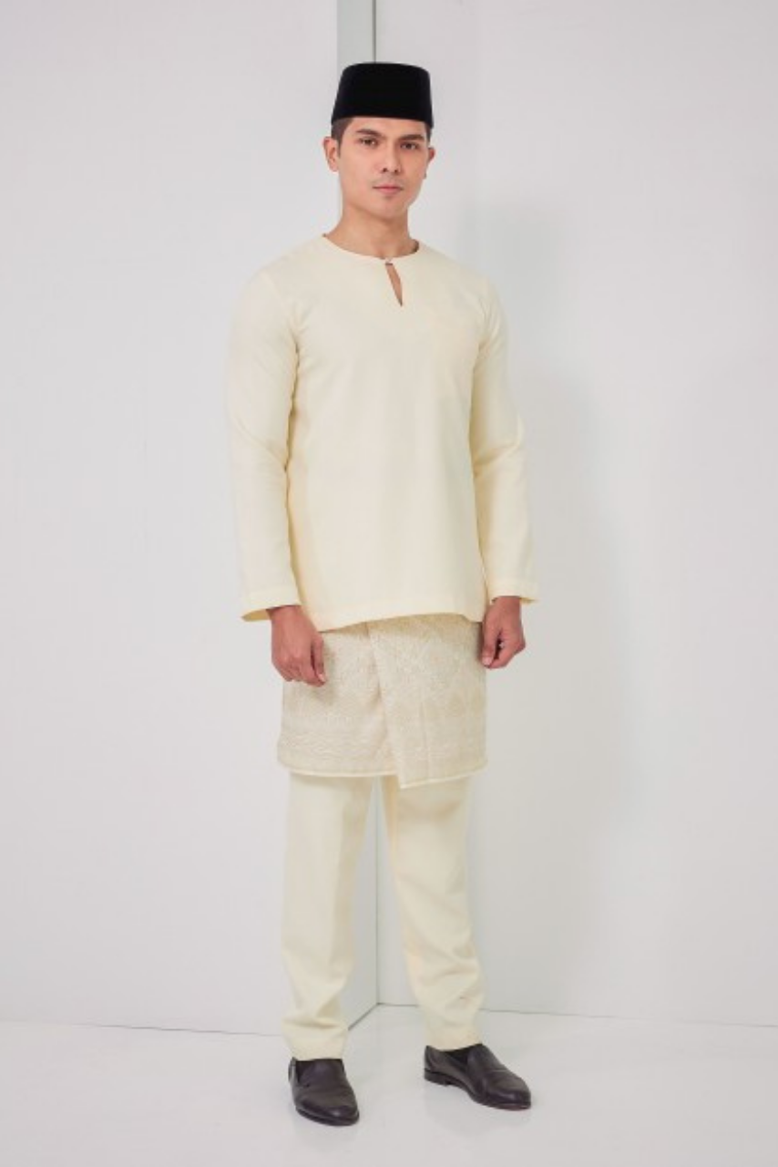 NOAH TELUK BELANGA IN YELLOW