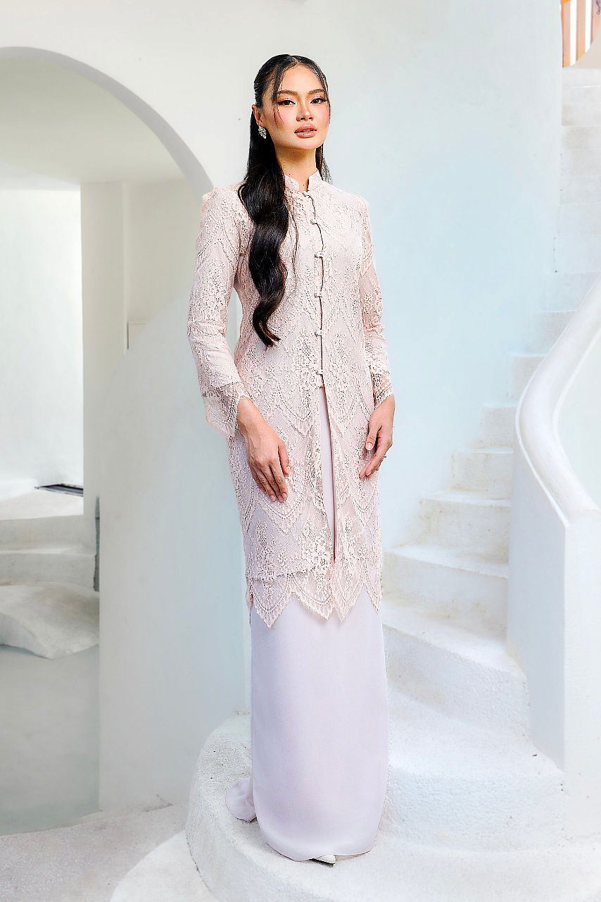 JUWITA IN NOVELLE PEACH