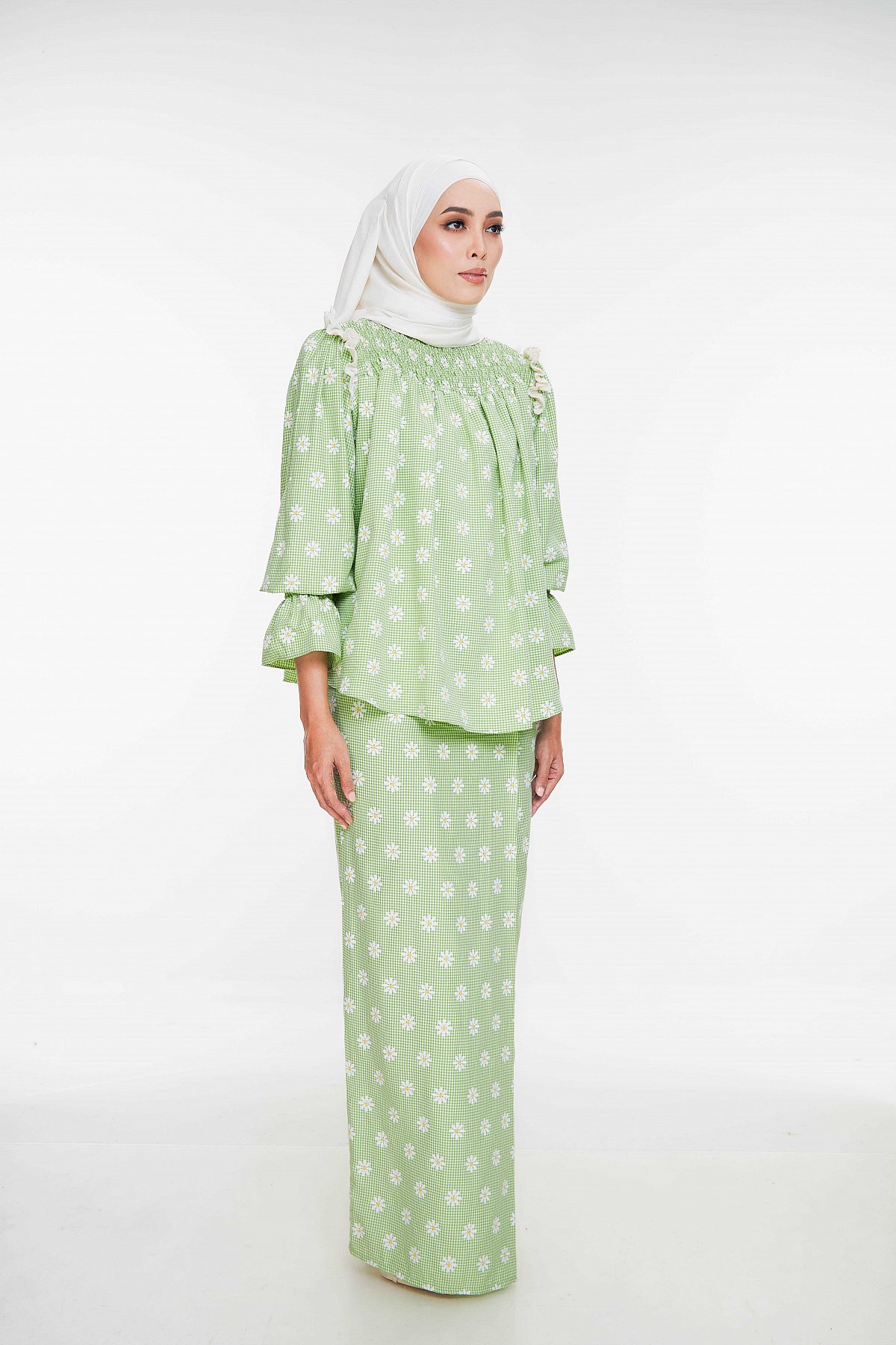 ANGGUN IN SAWAH PADI