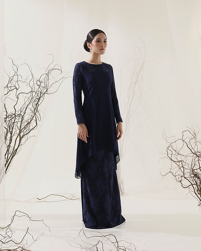 ATHEA KURUNG IN NAVY