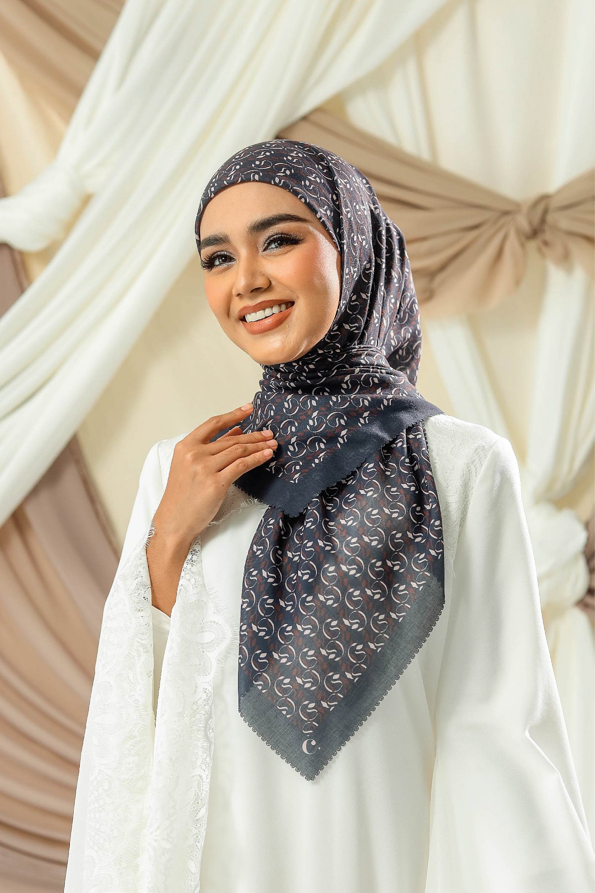 BAWAL CLEODORA IN BLUEBERRY