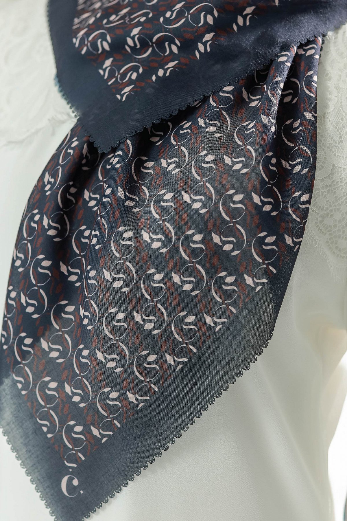 BAWAL CLEODORA IN BLUEBERRY