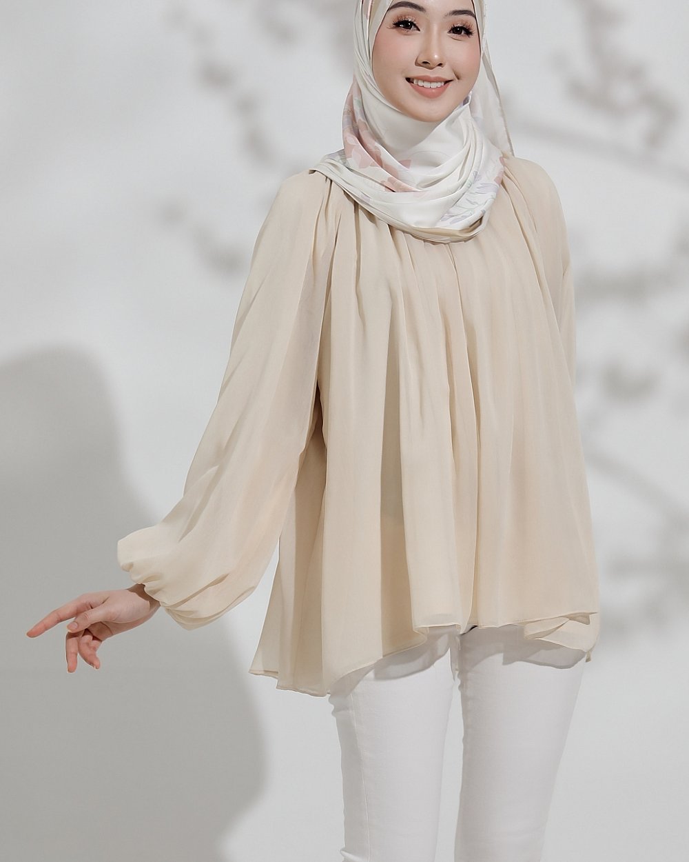 ALANA TOP IN SOFT YELLOW