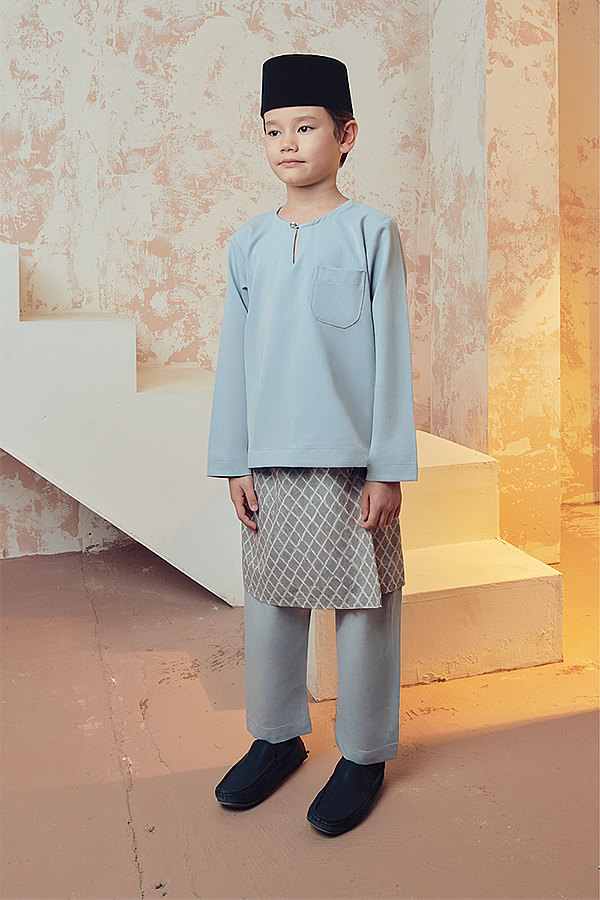 EUSOF KIDS IN POWDER BLUE