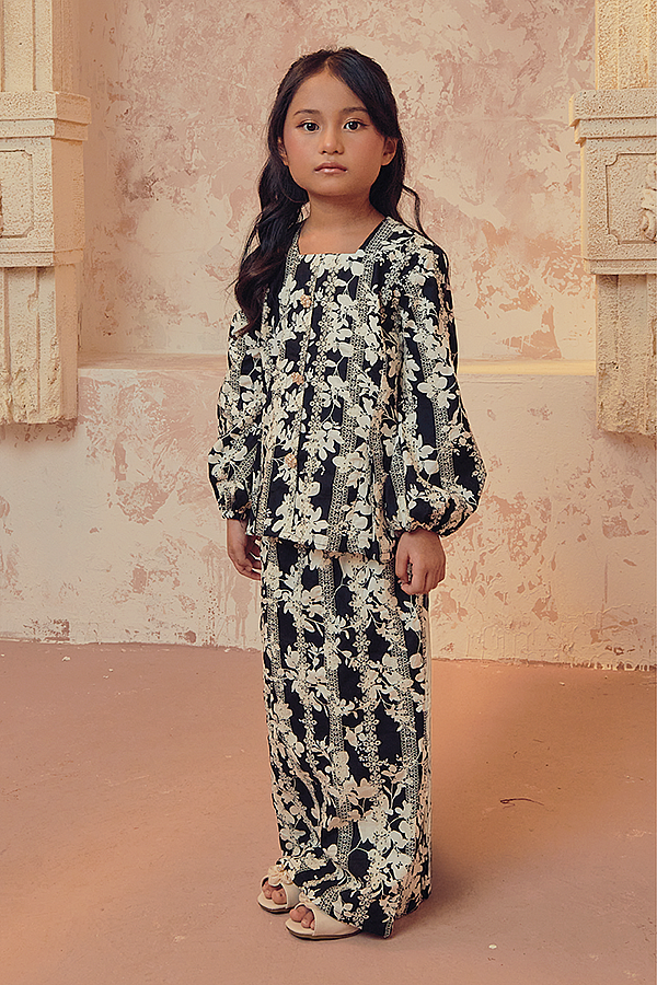 HASHA KIDS IN JADE BLACK