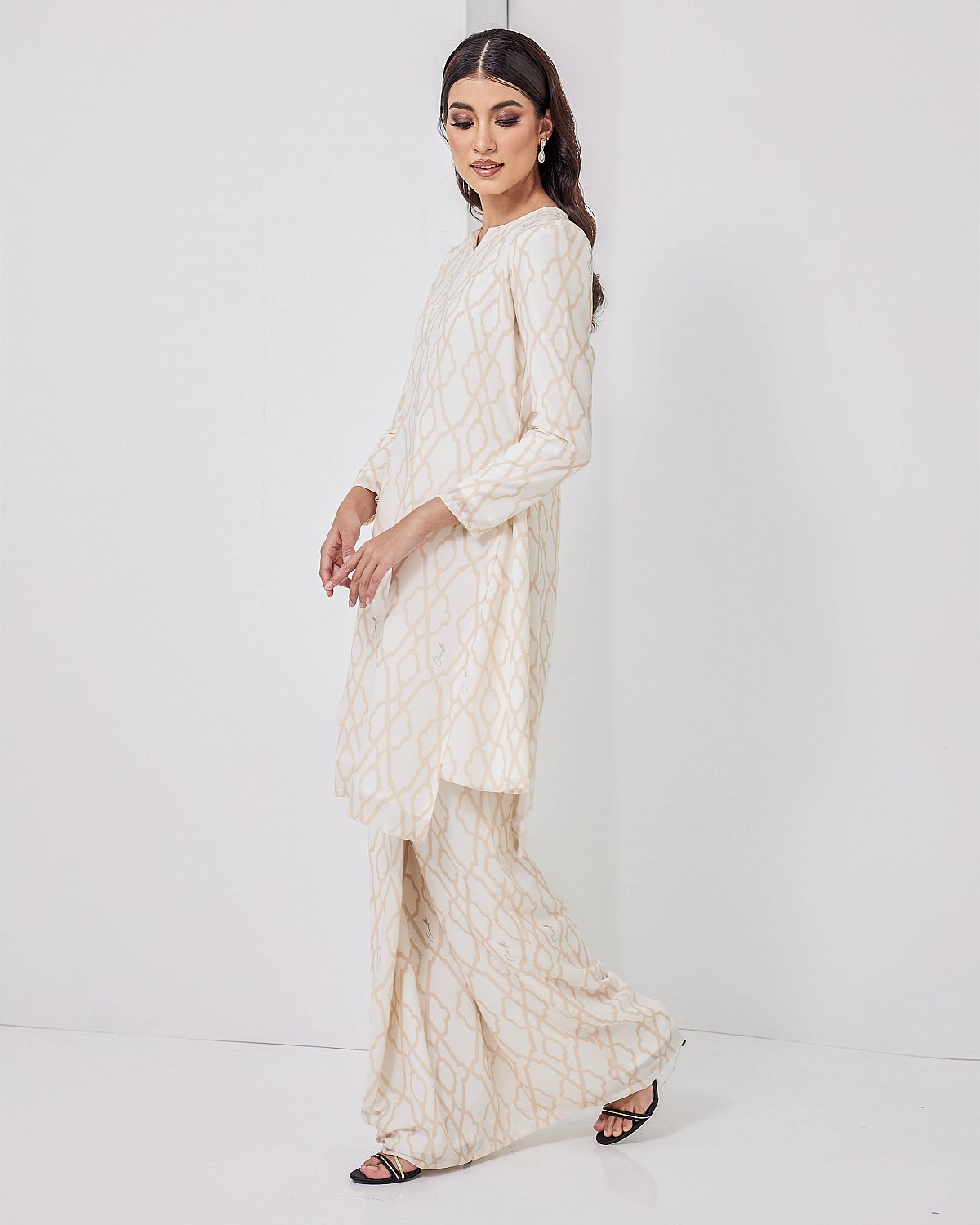 DELIMA KURUNG IN KASWI