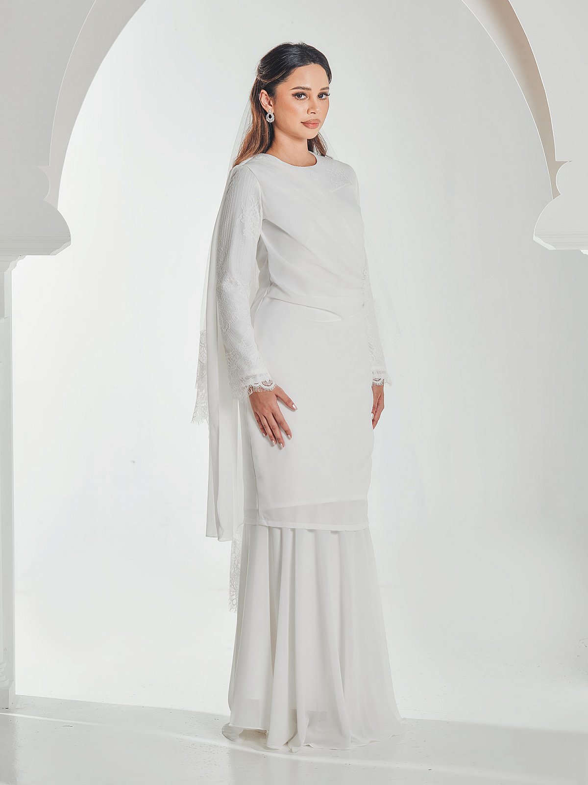 KALYA IN OFF WHITE