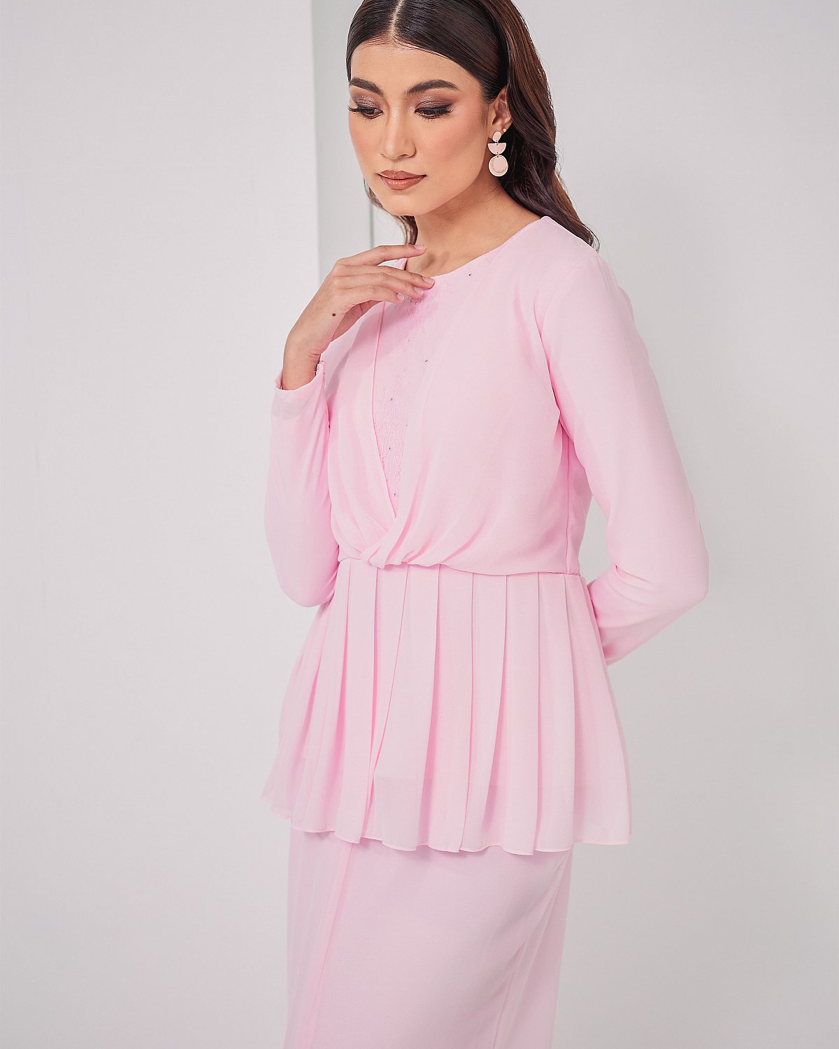 KAYYISA IN MERAH JAMBU