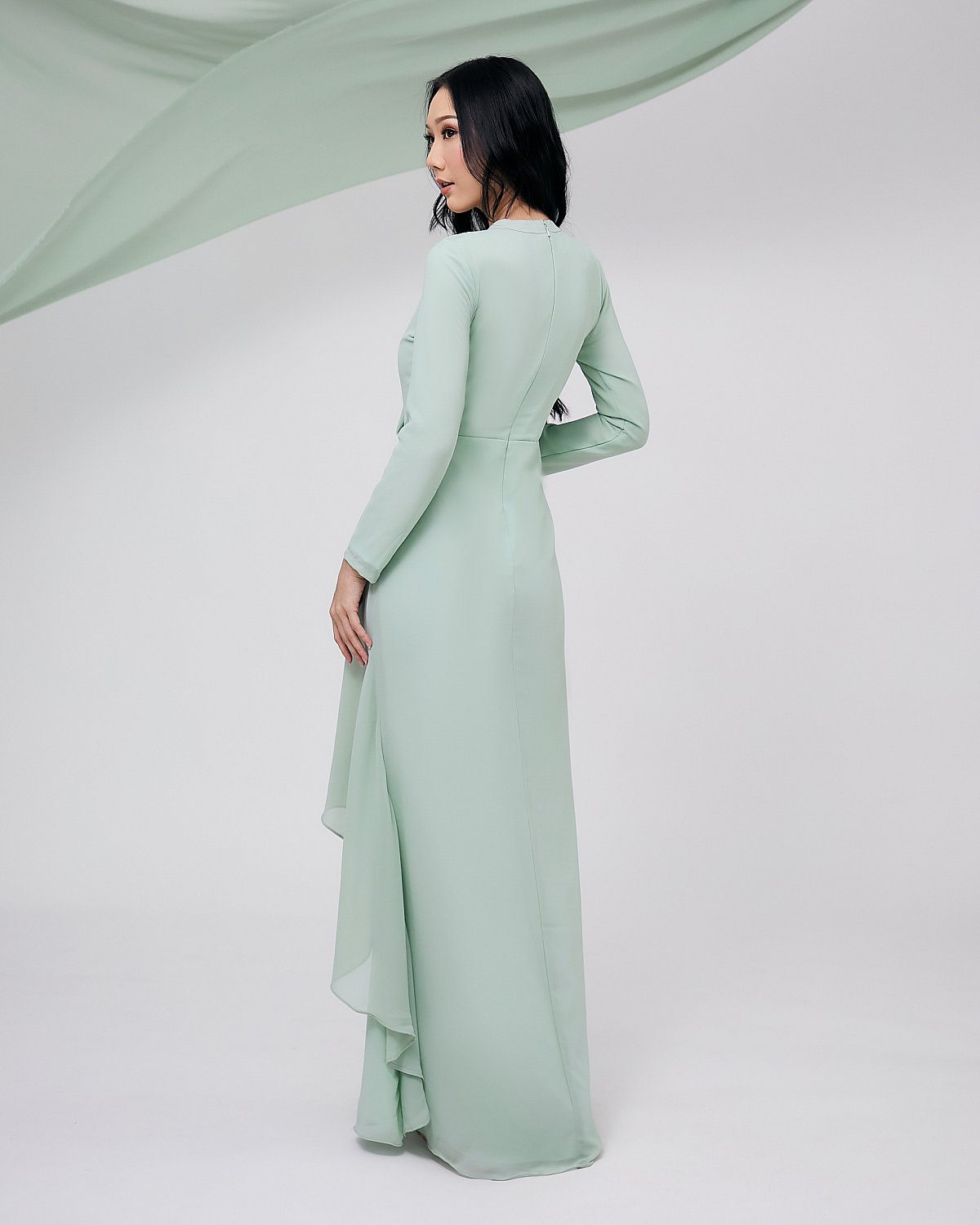 JULEANA IN MISTY JADE