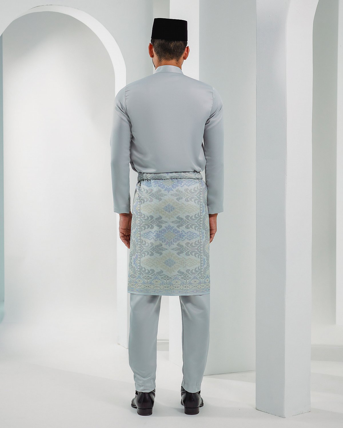 MAHER DUCHESS IN GREY