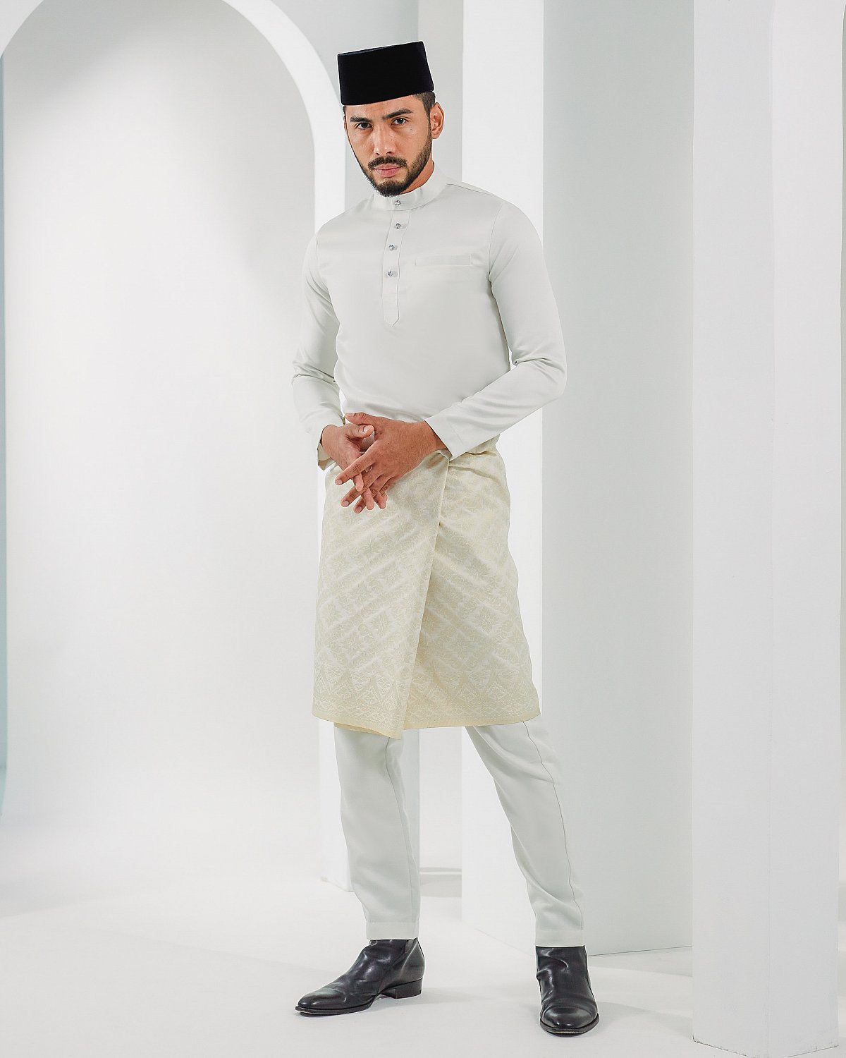 MAHER DUCHESS IN OFF WHITE