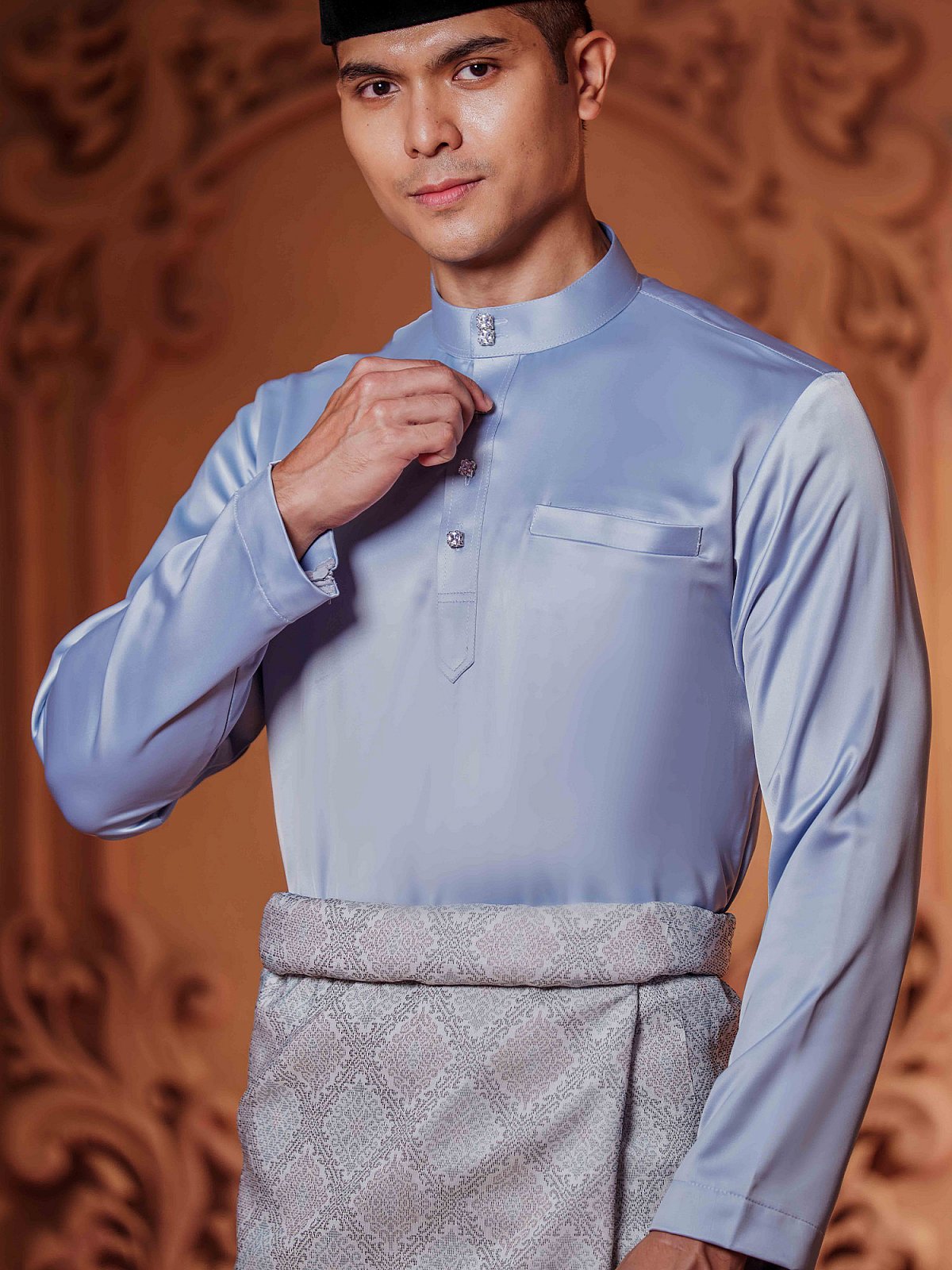 JAYDEN IN POWDER BLUE