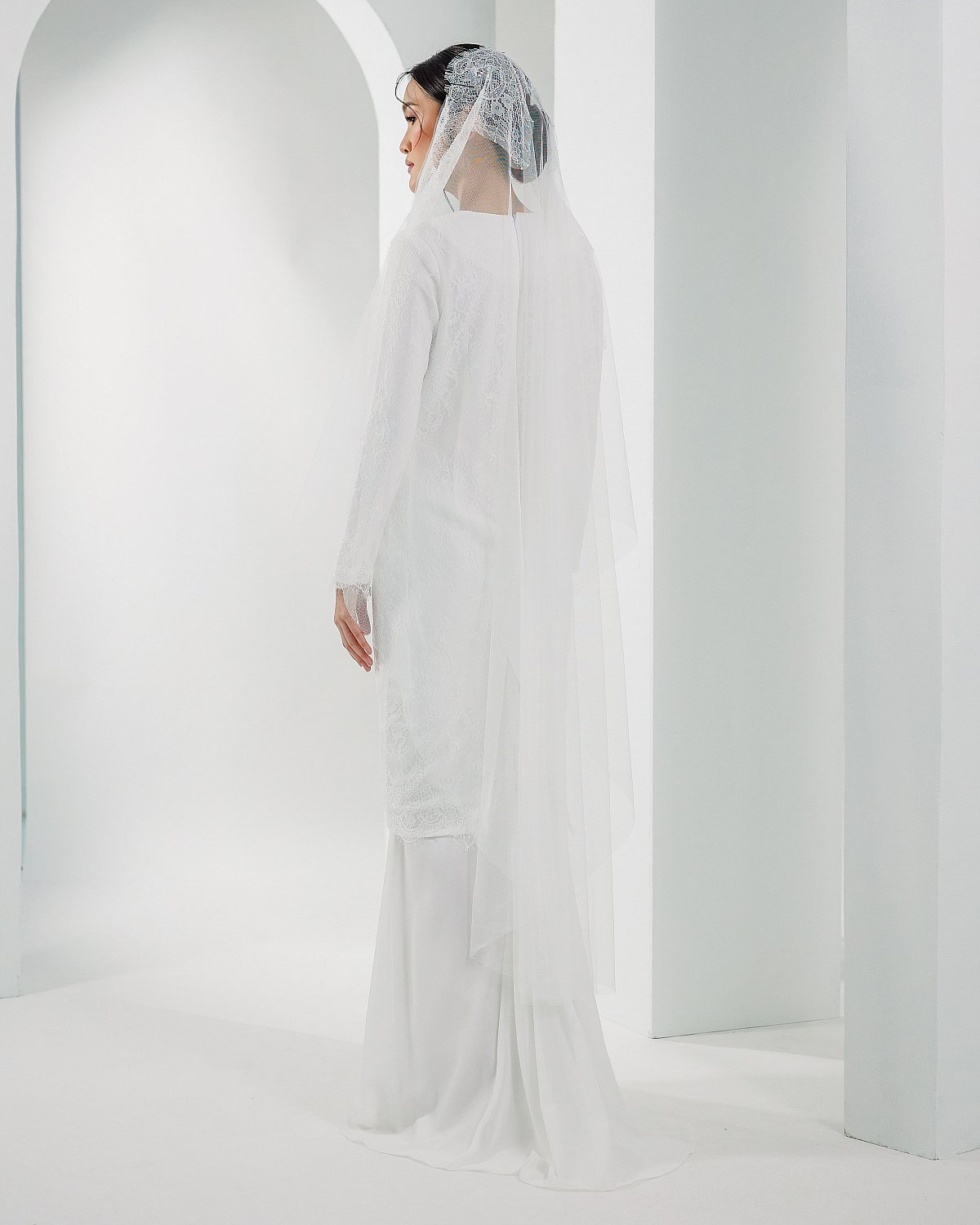 NADHA KURUNG IN OFF WHITE