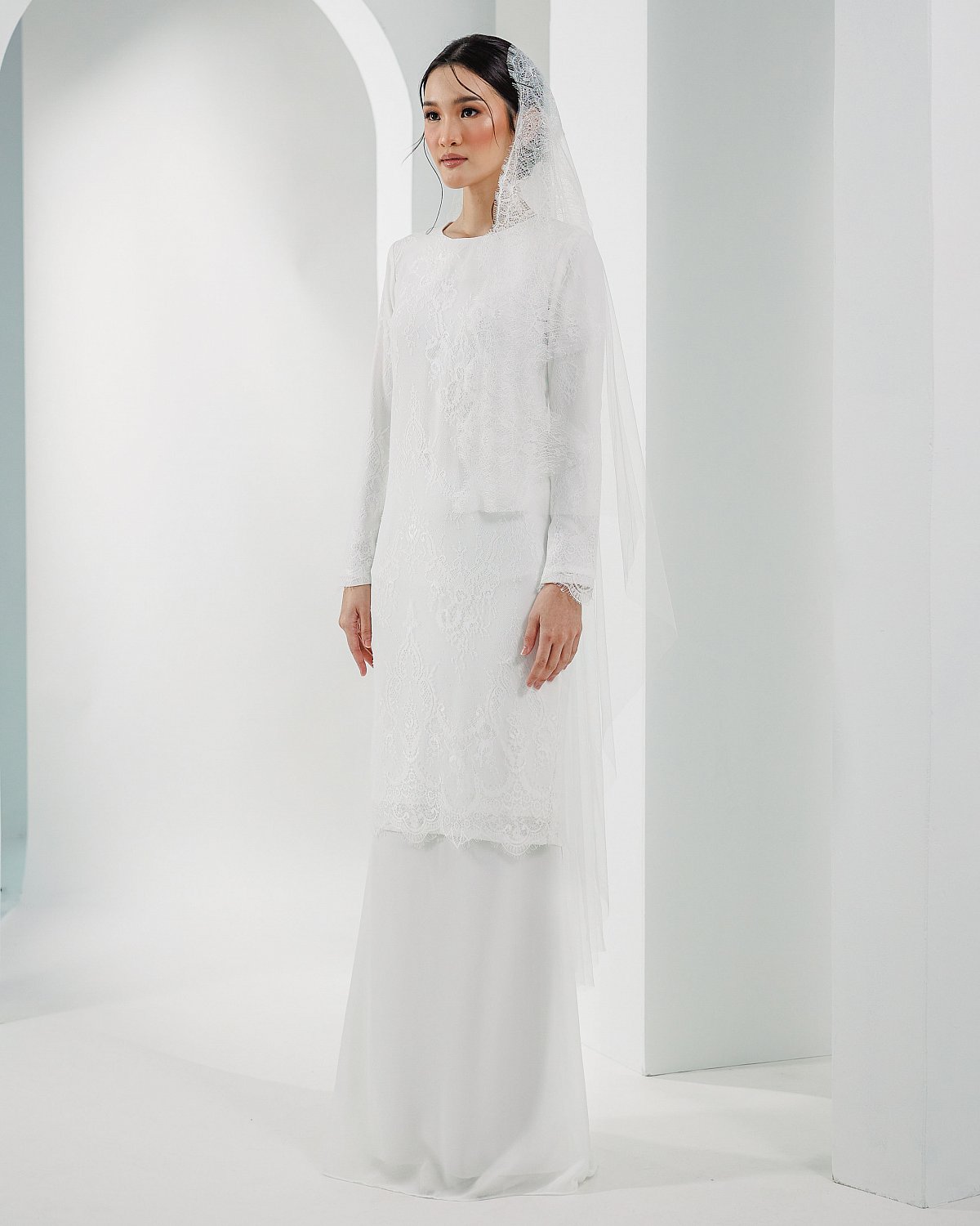 NADHA KURUNG IN OFF WHITE