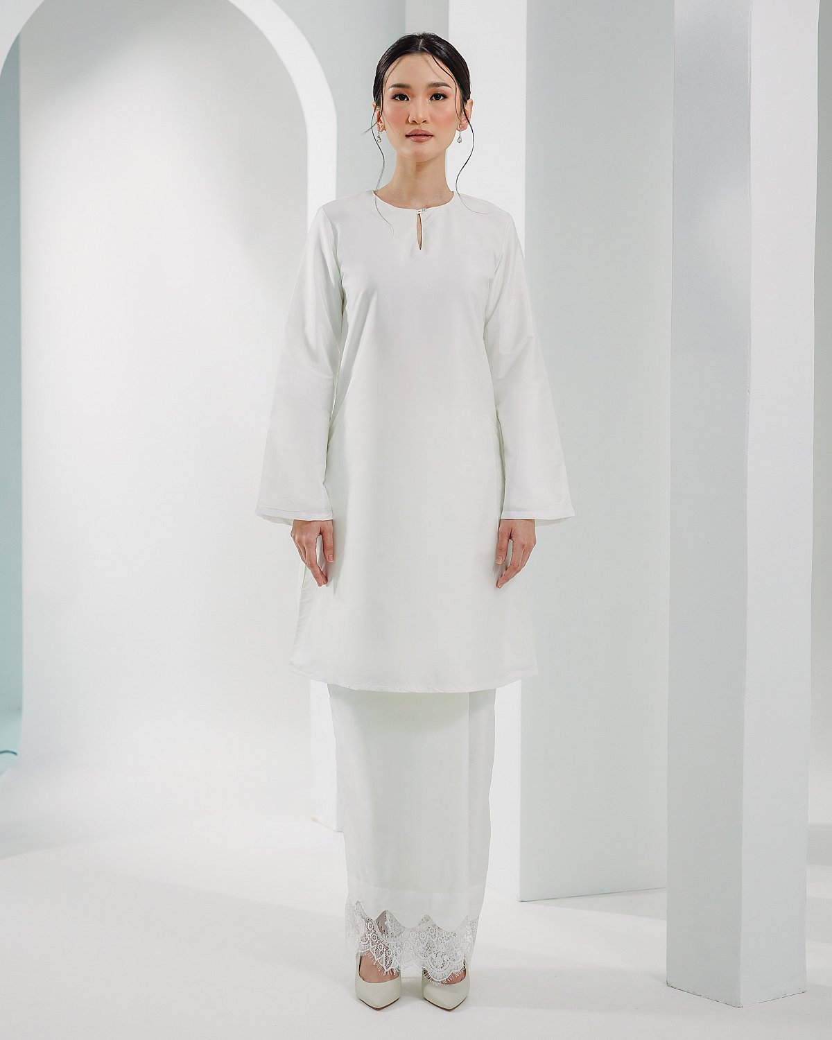 ORKHED KURUNG IN OFF WHITE