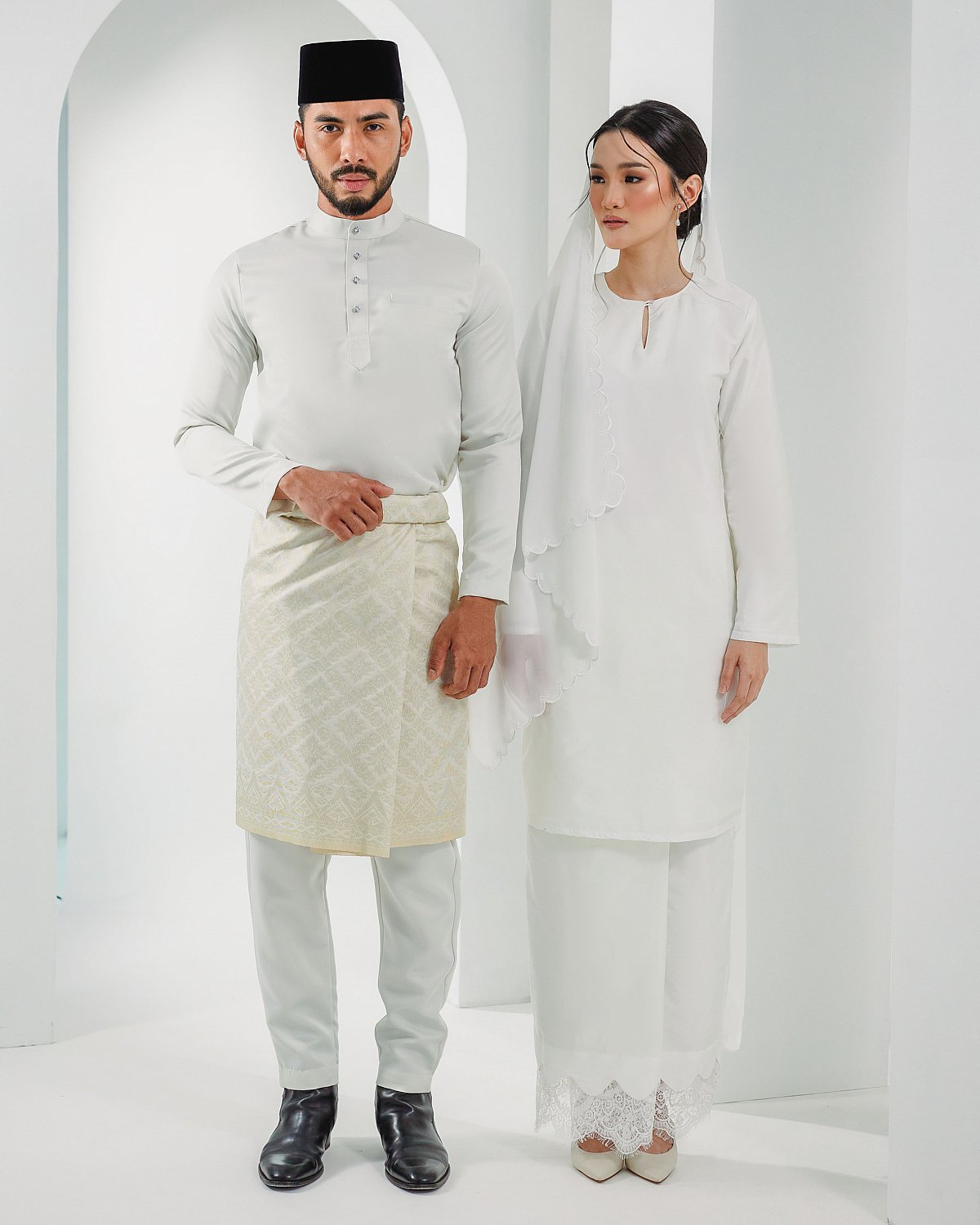 ORKHED KURUNG IN OFF WHITE