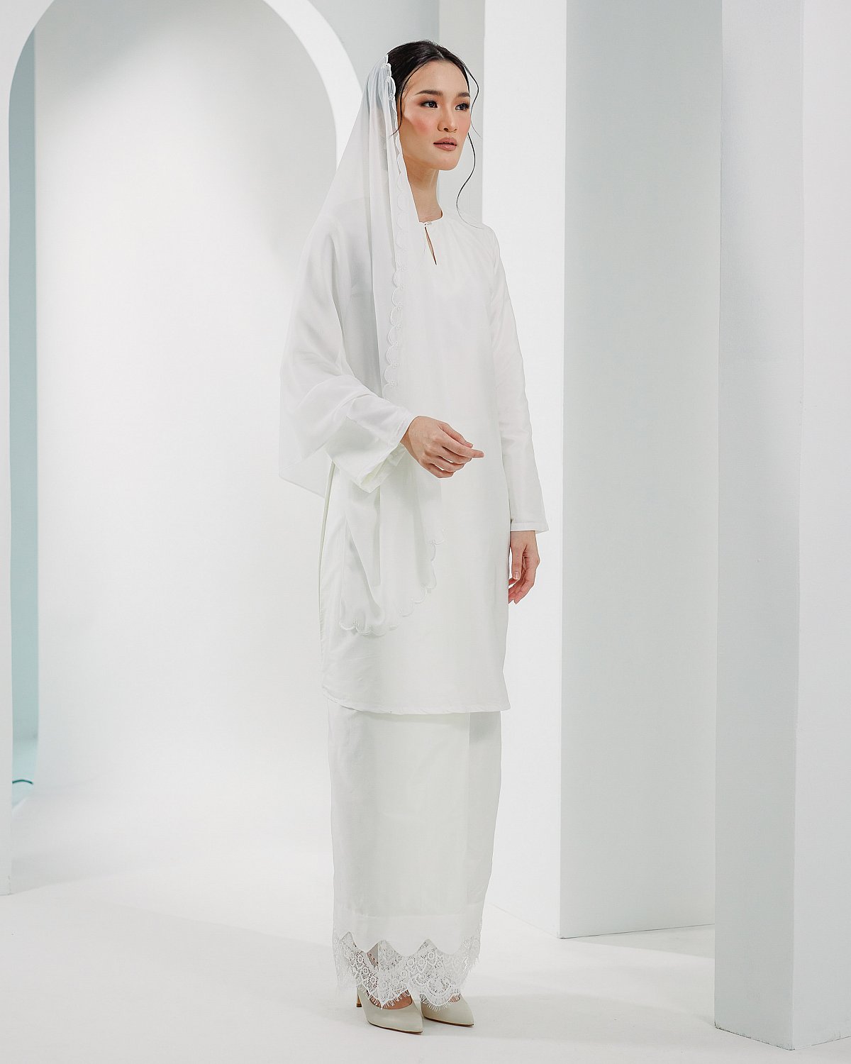 ORKHED KURUNG IN OFF WHITE