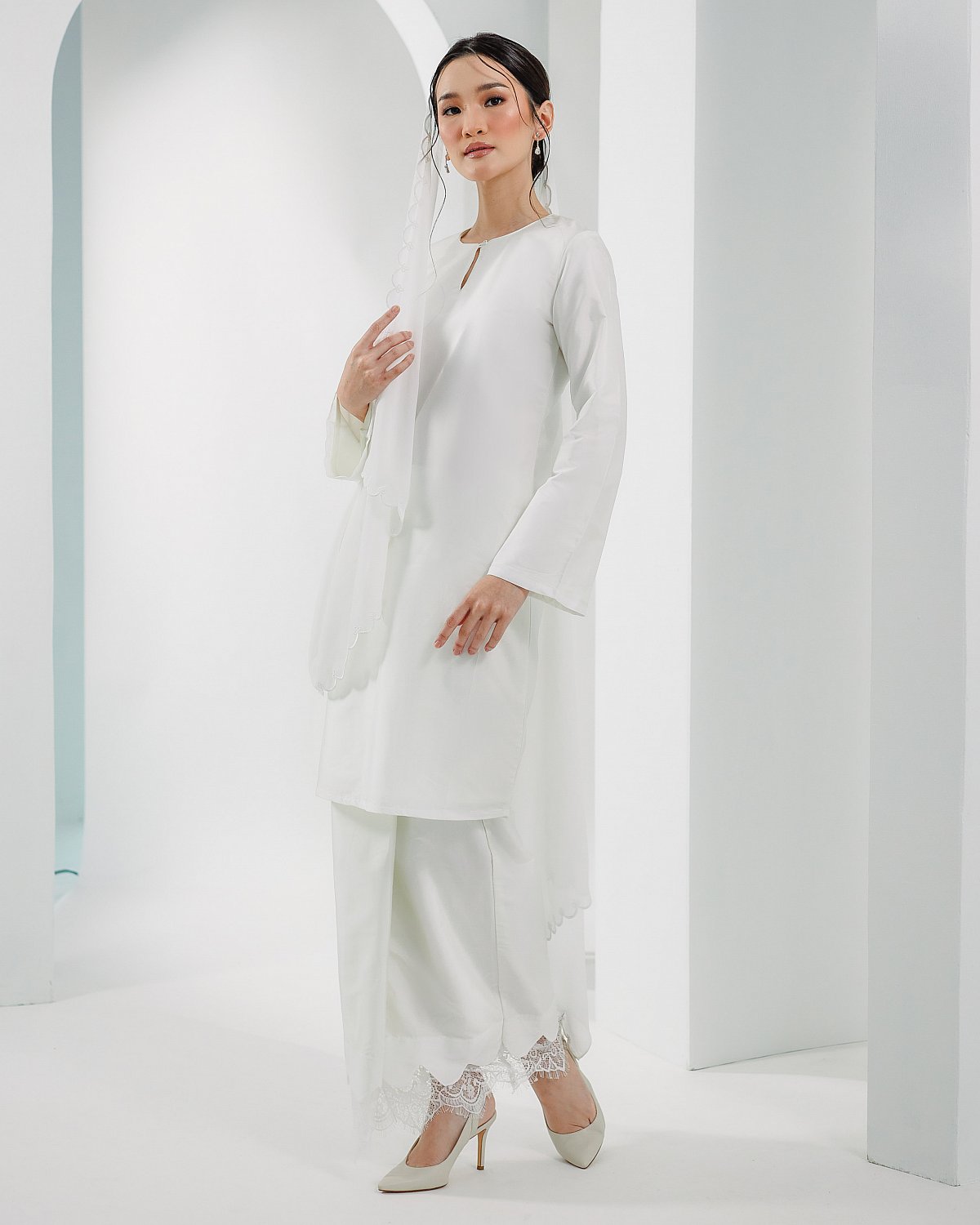 ORKHED KURUNG IN OFF WHITE