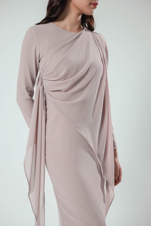 DHIA IN SOFT PINK