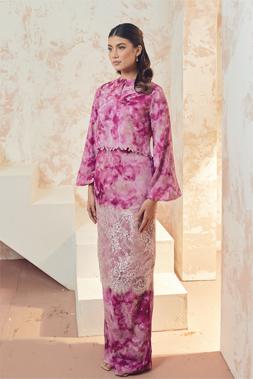 HANANI IN MAGENTA