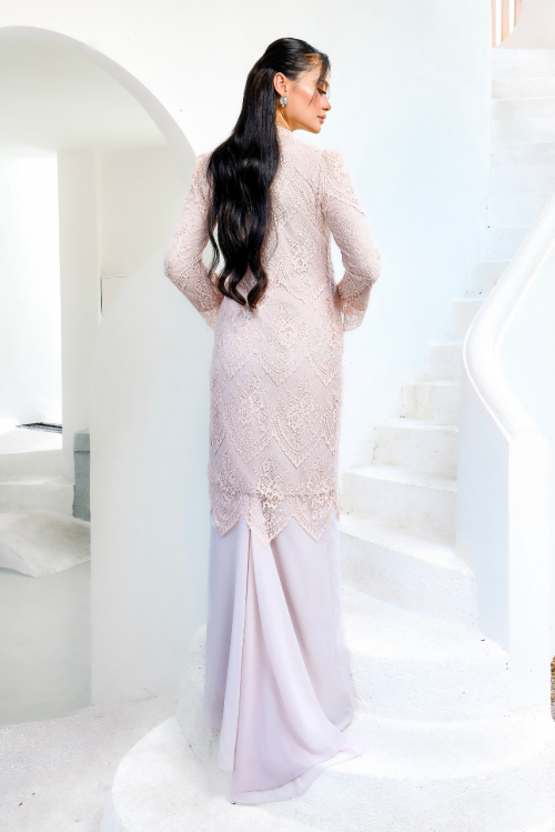JUWITA IN NOVELLE PEACH