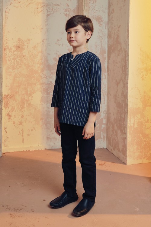 ADAM KIDS IN NAVY BLUE