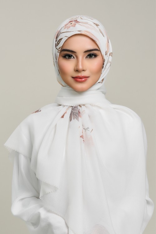 BLOOM IN OFF WHITE