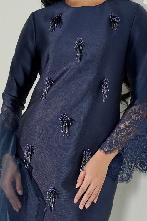 PRE ORDER ELAYA IN NAVY BLUE