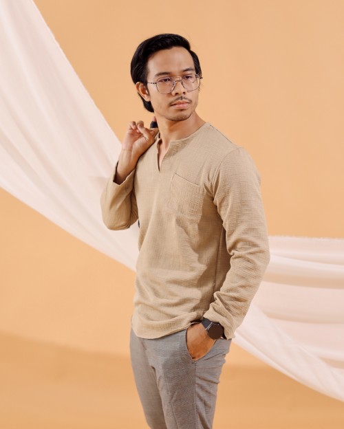 KURTA ADITYA IN BROWN