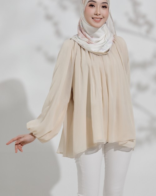 ALANA TOP IN SOFT YELLOW