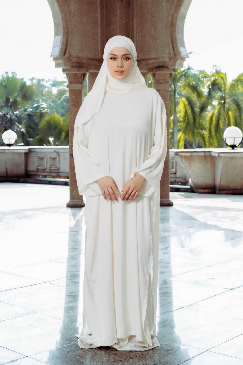 HAYA IN WHITE BEIGE