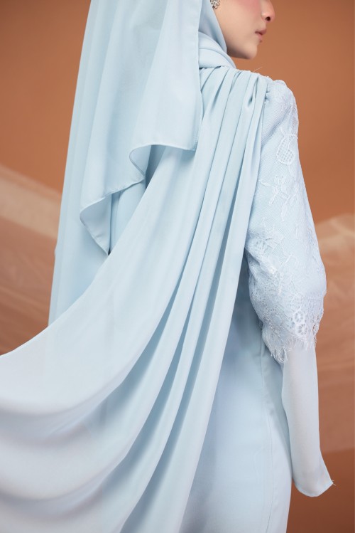 HAZEL IN ICE BLUE