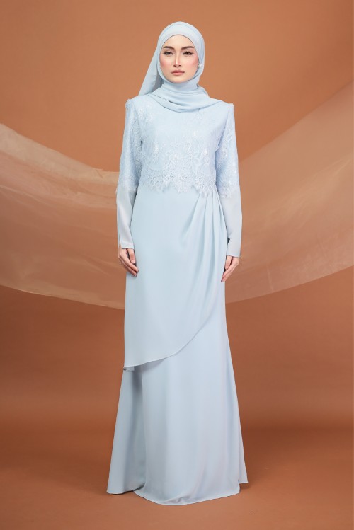 HAZEL IN ICE BLUE
