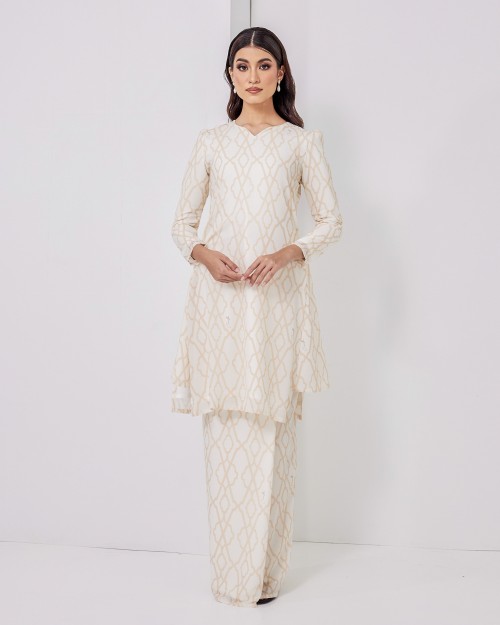 DELIMA KURUNG IN KASWI