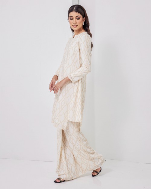 DELIMA KURUNG IN KASWI