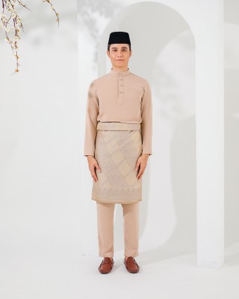 ISA CEKAK MUSANG IN TAUPE