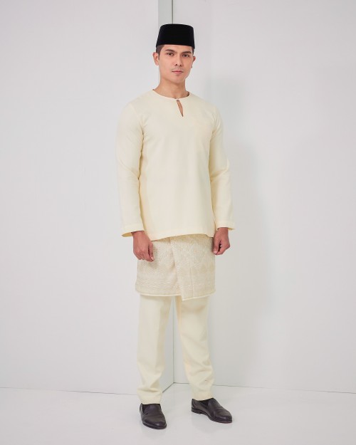 NOAH TELUK BELANGA IN YELLOW