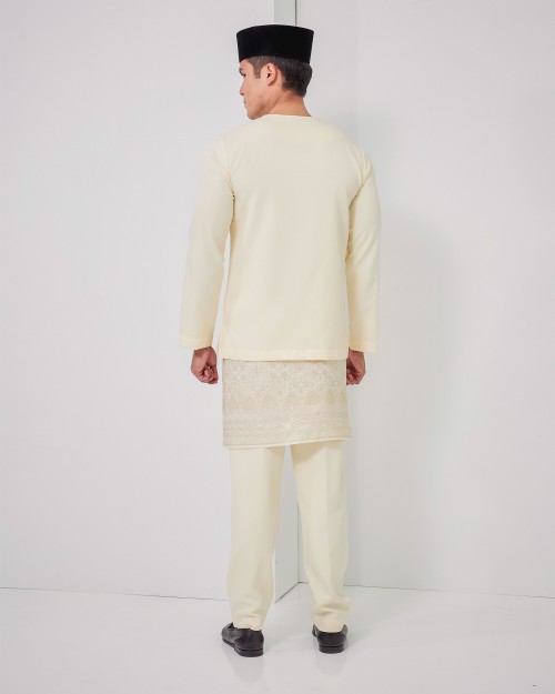 NOAH TELUK BELANGA IN YELLOW