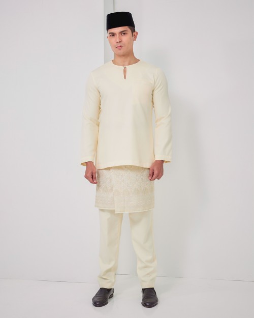 NOAH TELUK BELANGA IN YELLOW