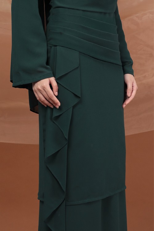 NYRA IN EMERALD GREEN