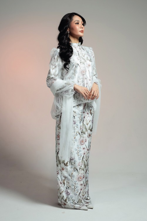 MELATI IN LUCENT WHITE