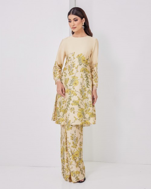 YULIYA KURUNG IN KARAMEL