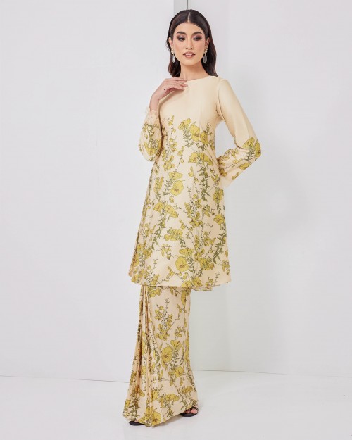 YULIYA KURUNG IN KARAMEL