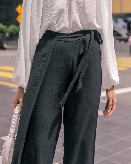 ALEXA TALL PANTS IN BLACK