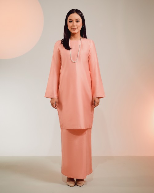 MARIAM KURUNG IN CANTALOUPE