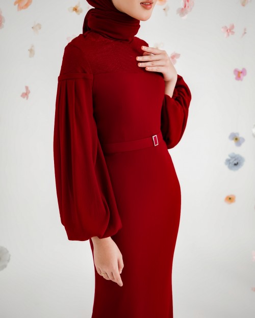 KIEYA DRESS IN CHERRY RED