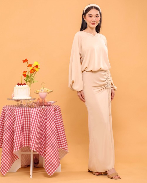 NALEEN SET IN BEIGE