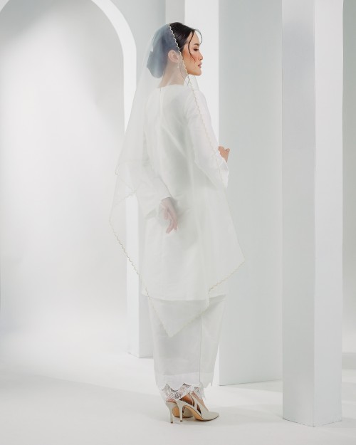 ORGANDY SULAM VEIL IN OFF WHITE