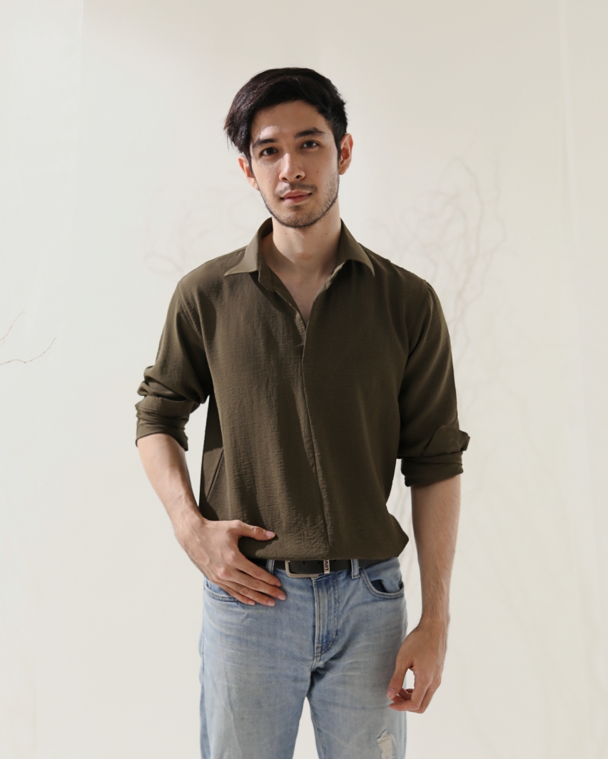 AMAN TOP IN OLIVE